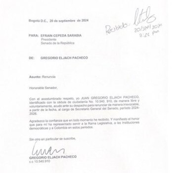 Esta fue la carta de renuncia de Gregorio Eljach a la secretaría del Senado, que hoy es usada como evidencia para demandar su elección como procurador - crédito Infobae Colombia