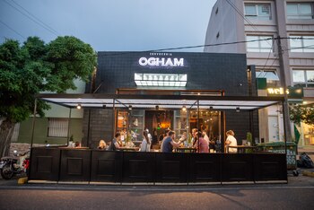 Abierto de lunes a lunes