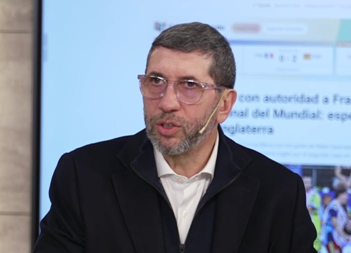 Olmos sostuvo que, si se suspenden las PASO en 2027, el peronismo deberá definir un mecanismo alternativo para elegir candidatos con participación popular (Infobae en Vivo)