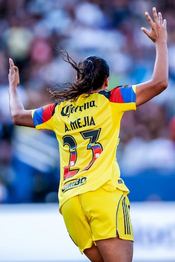 En su despedida, Mejía agradeció a la afición azulcrema y al Club América las experiencias vividas. (X/ @AmericaFemenil)