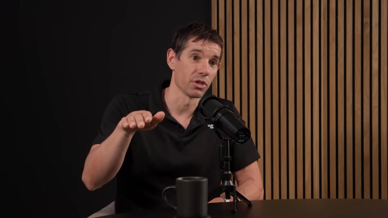 Alex Honnold sobre la escalada y la búsqueda de motivación (Huberman Lab)