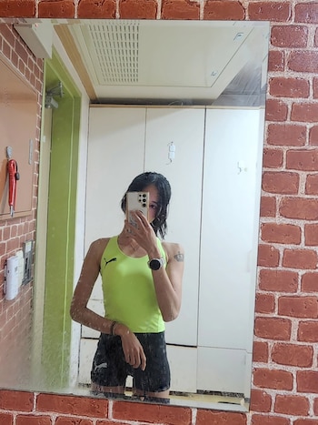 MUERTE INFLUENCER RUNNER
