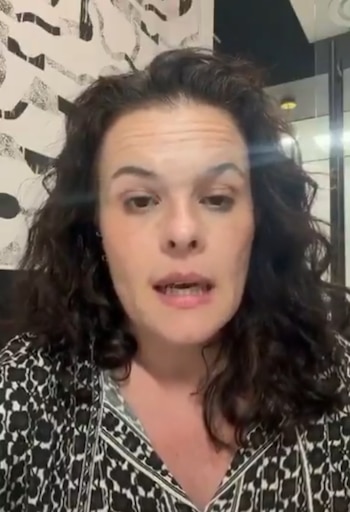 Sofía Aguirre Corcuera, hija de Carlos de Jesús Aguirre Gómez, agradeció a autoridades de ambos países por su trabajo coordinado. (Crédito de imagen: X | @enriquemunozFM)