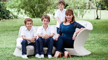 Nancy y sus hijos cuando