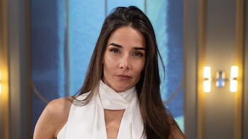 Juana Viale salió al cruce de las versiones sobre una foto de Mirtha Legrand: “Cero IA”