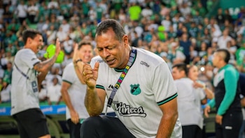 Jhon Ortiz, entrenador campeón con Cali de la Liga Femenina 2026, pidió al gremio en Colombia que dejara de ser ‘mediocre’: esto dijo