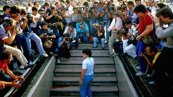 Nápoles, capital interplanetaria del maradonismo