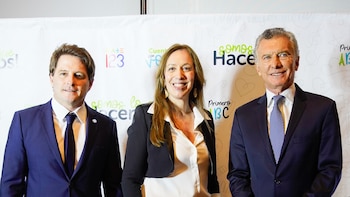 35 fotos: “Hacemos” realizó su cena solidaria por la alfabetización infantil