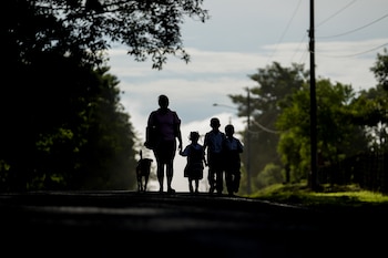 Un alza en el pasaje del transporte afectaría la economía de las familias panameñas. (AP Foto/Matias Delacroix)