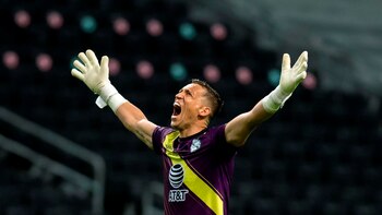 Nicolás Vikonis e Ian González