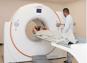 El Laboratorio Ciclotrón PET/CT de la UCR ha permitido ahorrar más de seis millones de dólares a Costa Rica en diagnóstico oncológico. Crédito: UCR
