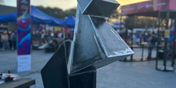 La escultura que está realizando