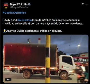 Autoridades confirmaron la recuperación de la movilidad en la zona luego de que el automóvil fuera retirado de la vía - crédito Bogotá Tránsito/X