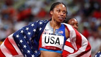 Athlète record, conseillère Obama et