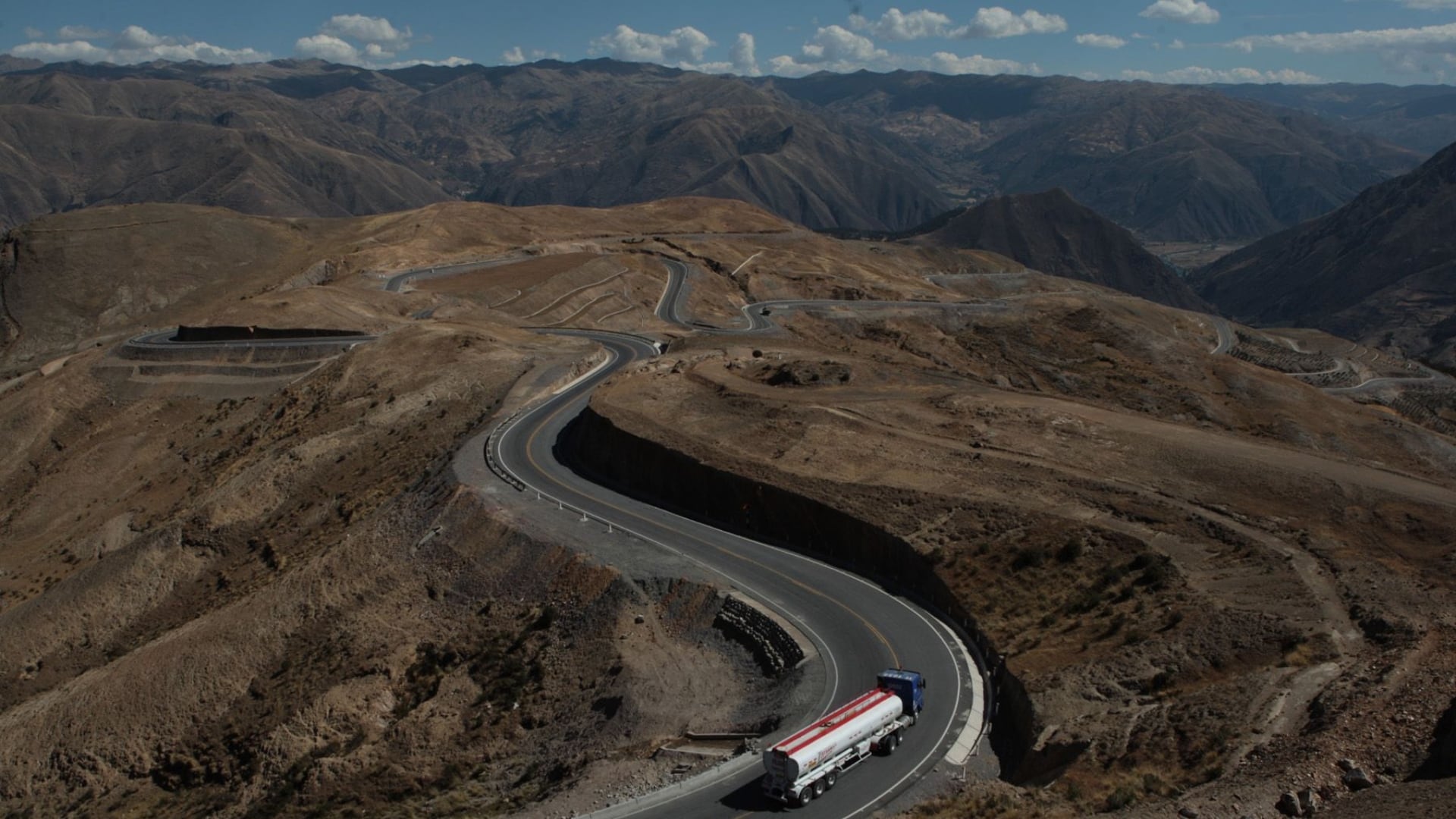 Las obras se ejecutan en cuatro intervenciones, con avances distintos y culminación prevista entre octubre de 2026 y junio de 2027. Foto: Andina