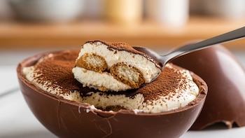 Receta de huevos de Pascua relleno con tiramisú