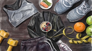 Ilustración de objetos de fitness y comida saludable: sujetador deportivo, zapatillas, mancuernas, traje, avena, salmón, espárragos, frutas y agua sobre madera.