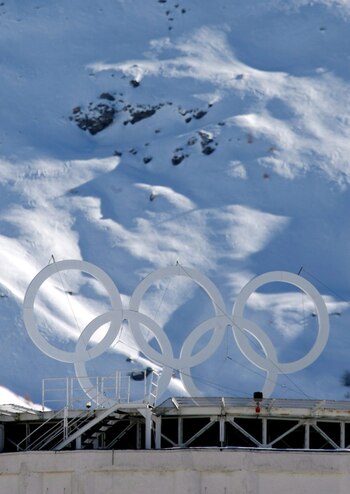 Aros olímpicos en Sestriere, cerca
