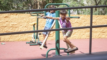 ONG de infancia urgen a las CCAA a activar "de manera inmediata" los mecanismos para trasladar a los niños de Ceuta