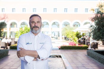 Chef Ángel León, frente al
