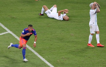 El momento más destacado de Roger Martínez con Colombia fue su gol ante Argentina por la Copa América de 2019 - crédito Rodolfo Buhrer/REUTERS