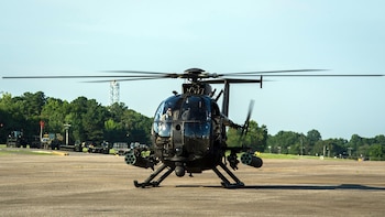 helicópteros AH-6 Little Bird