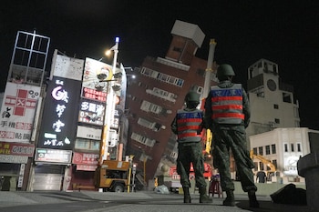 El número de heridos por el terremoto ascendió a 1.050 en las últimas horas. (REUTERS/Walid Berrazeg)