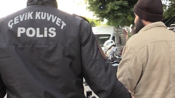 La Policía de Turquía detiene a otras 83 personas por presuntos lazos con Estado Islámico