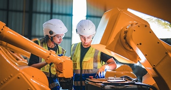 Al puesto de operario especializado