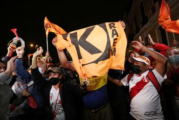 Seguidores de Keiko Fujimori se