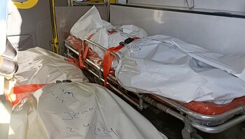 Los dos cadáveres estaban en sacos de café - crédito Ahmed abudraa / AP Foto