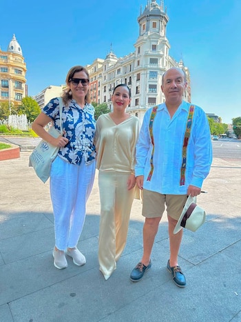 Sandra Cuevas se reunió con