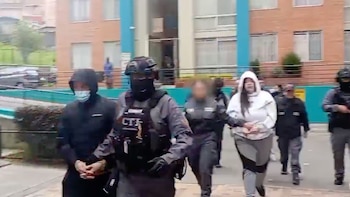 Cayó banda que manipulaba cajeros automáticos para robar tarjetas con el famoso ‘cambiazo’: operaba en Bogotá y otras ciudades