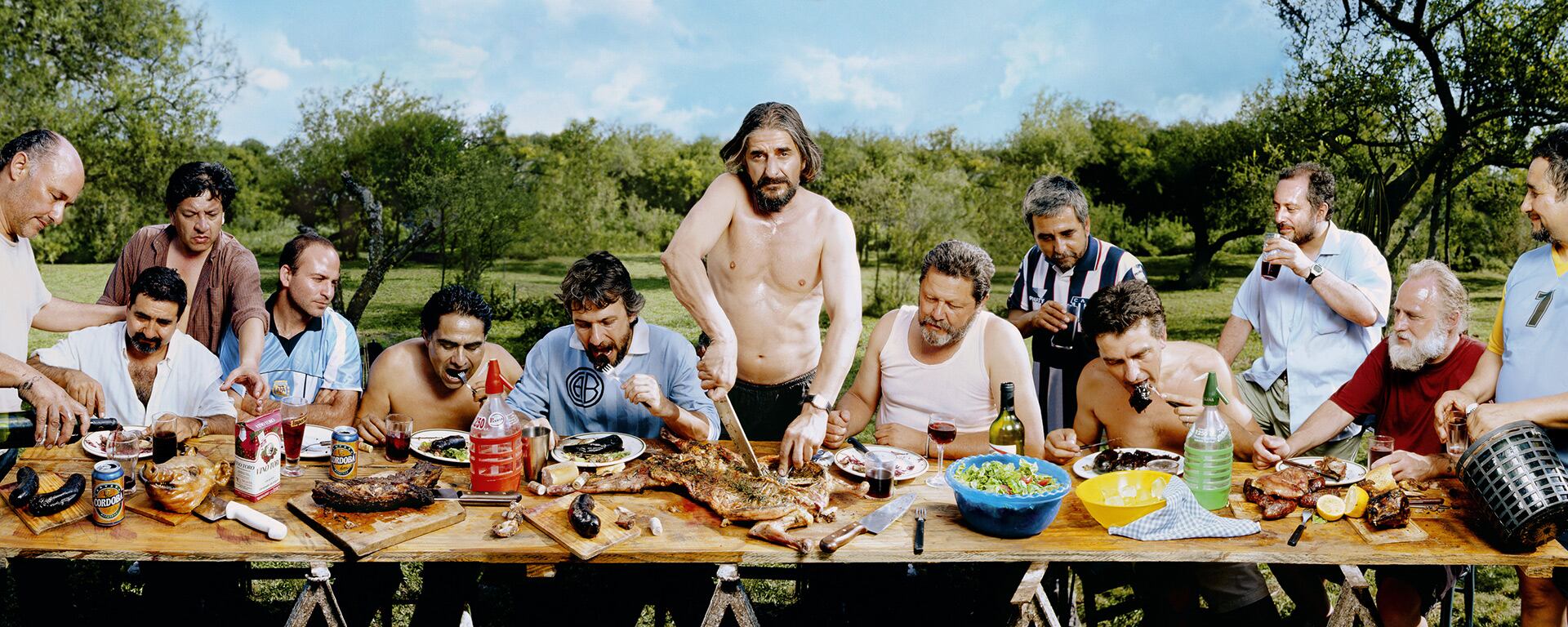 La icónica foto del asado argentino de Marcos López forma parte de colecciones internacionales y es ampliamente reproducida