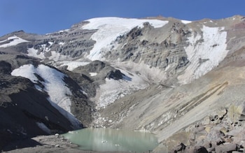 El retroceso acelerado de glaciares en Chile y Argentina genera lagunas inestables que pueden desencadenar inundaciones repentinas y devastadoras
- Tomas Aguerre