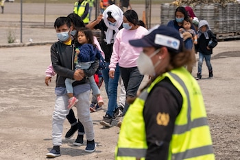 Migrantes guatemaltecos que fueron deportados