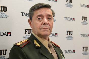 El ministro Presti