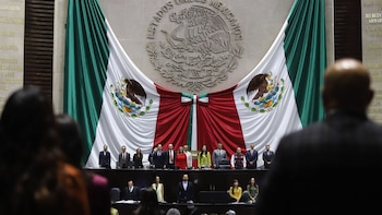 Diputados aprueban en lo general y lo particular el Plan B de la reforma electoral: pasa a congresos estatales