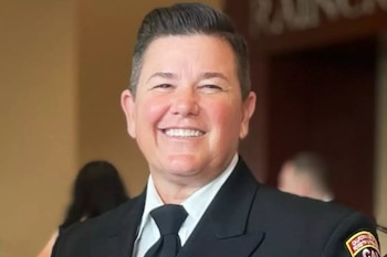 Rebecca “Becky” Marodi, capitana de bomberos de California, fue asesinada a puñaladas en su casa de Ramona el 17 de febrero de 2025 (Facebook)