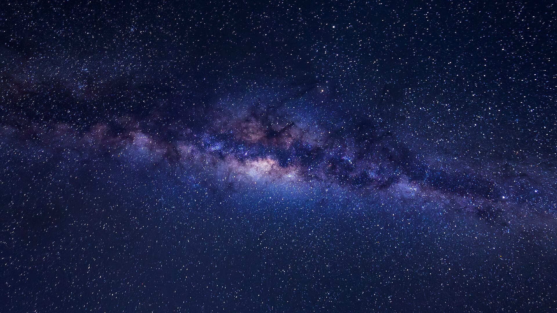 Desde zonas elevadas y orientadas al sur se puede ver el asterismo de la tetera en Sagitario que imita un vapor brillante hacia arriba (ES0)