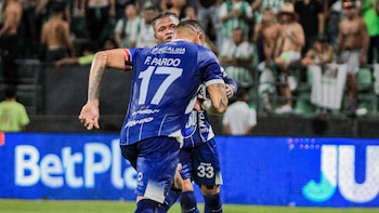 El gesto y el insulto de Felipe Pardo a los hinchas de Nacional que desataron el caos: ¿A qué sanción se enfrenta?