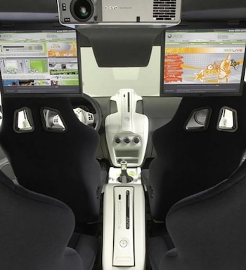 La Suzuki SXBox nunca salió al mercado, solo fue un prototipo para demostrar que los autos se pueden combinar con los videojuegos. (Suzuki)