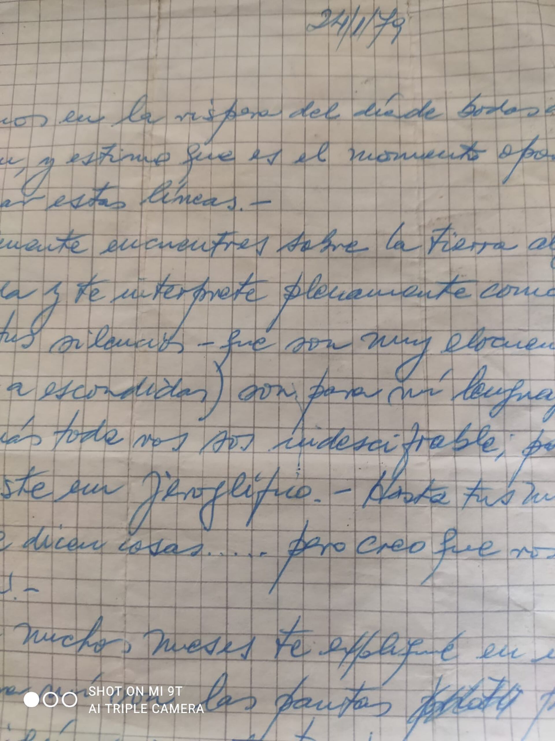 Divina Gloria comparte una de las cartas de su padre, Pedro Glodsztern, fallecido cuando la actriz cumplía sus dieciocho años