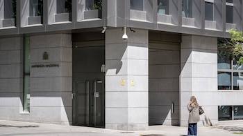 El juez Pedraz imputa a un exjefe policial por la investigación ilegal a Podemos