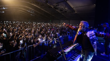 Alegría, música y lectores: una gran Noche de la Feria del Libro