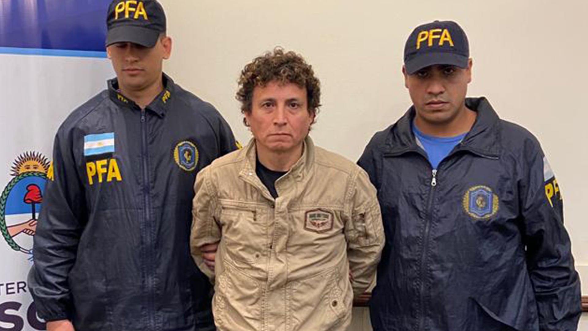 La resolución ubica a Estrada Gonzáles como organizador de una red delictiva que funcionó más de una década en el Barrio 1-11-14