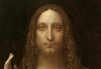 La mirada de Da Vinci sobre Jesús en el “Salvator Mundi”, pintado entre 1499 y 1510 en óleo sobre madera. Mide 66×47 cm.