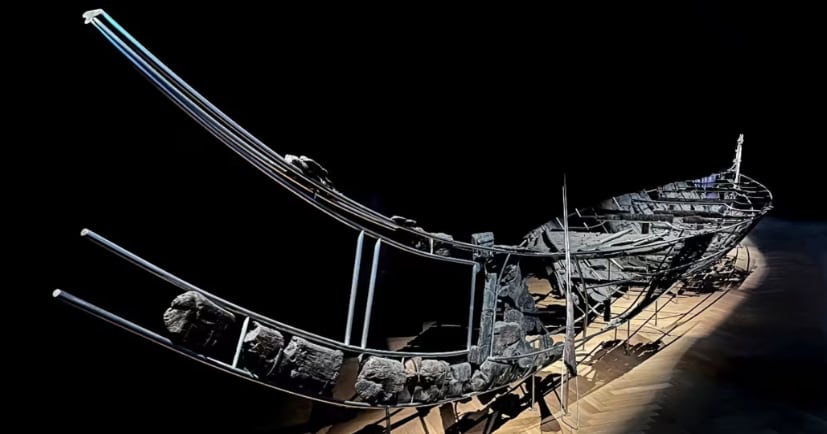 Investigaciones recientes revelaron el origen lejano y la función militar del barco Hjortspring, uno de los navíos más antiguos de Europa. (U. de Lung).