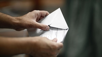 Qué es la ‘ley de nietos’ y qué es el CERA: dos términos clave para entender el fallo del Supremo sobre el voto exterior
