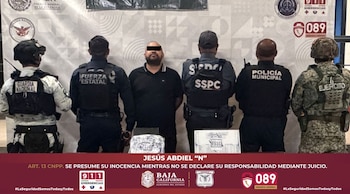 Detienen a falso agente de la SSPC con arma de fuego en Baja California